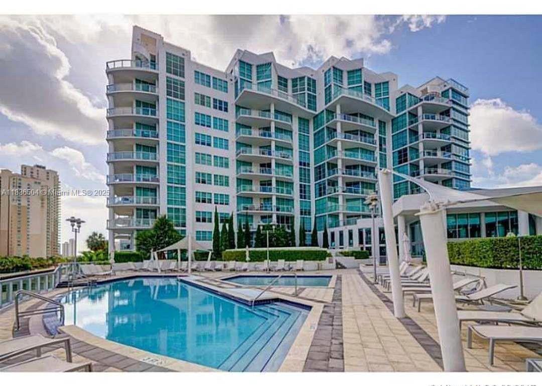 Photo of 3131 188th St  #1-808, Aventura, Florida, 33180 - 