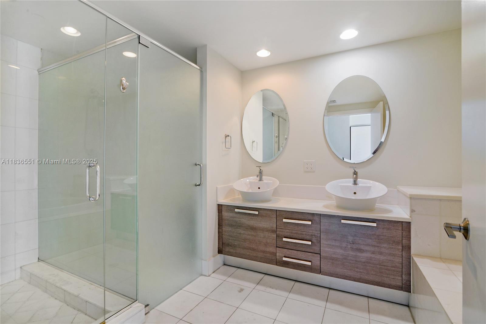 Photo of 2950 188th St  #142, Aventura, Florida, 33180 - 