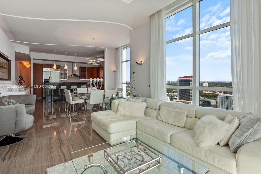 Photo of 1945 Ocean Dr  #2812, Hallandale Beach, Florida, 33009 - 