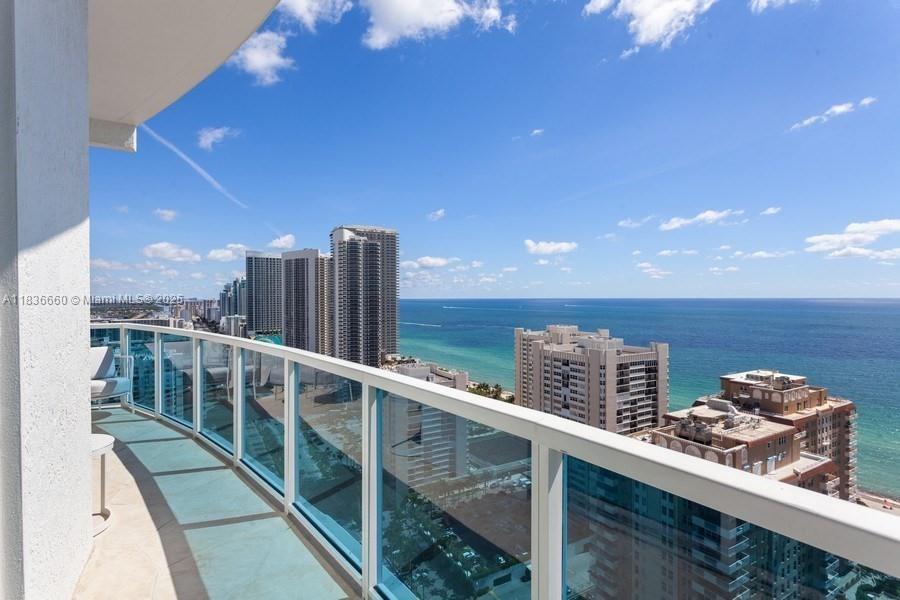Photo of 1945 Ocean Dr  #2812, Hallandale Beach, Florida, 33009 - 