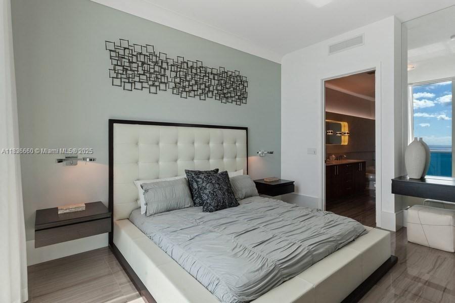 Photo of 1945 Ocean Dr  #2812, Hallandale Beach, Florida, 33009 - Master bedroom