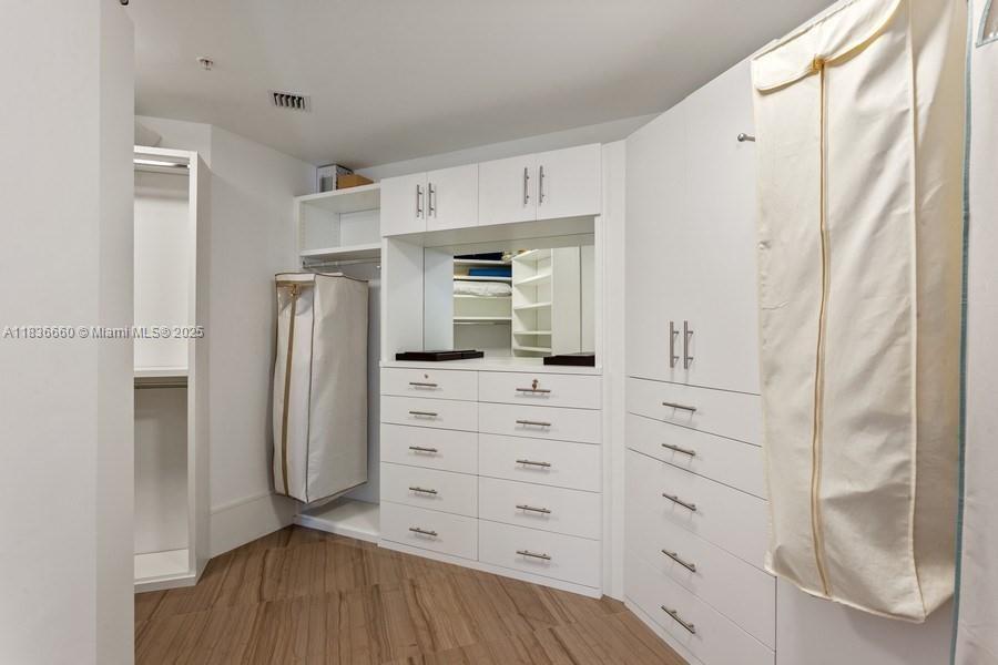 Photo of 1945 Ocean Dr  #2812, Hallandale Beach, Florida, 33009 - Master closet