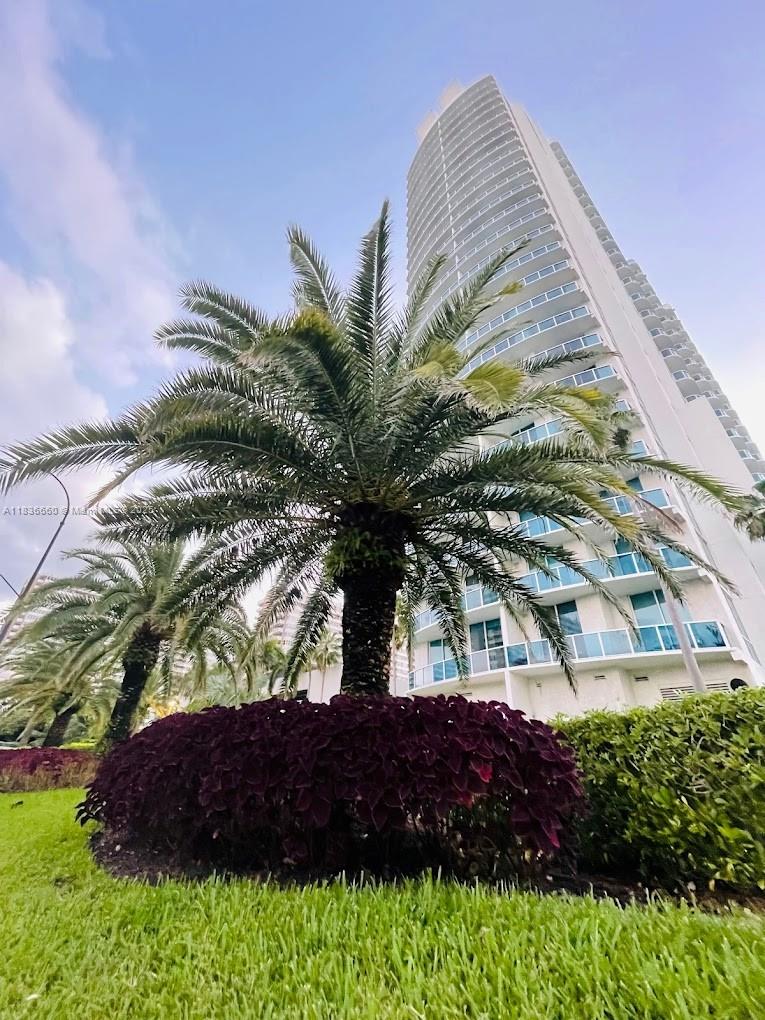 Photo of 1945 Ocean Dr #2812, Hallandale Beach, Florida, 33009 -