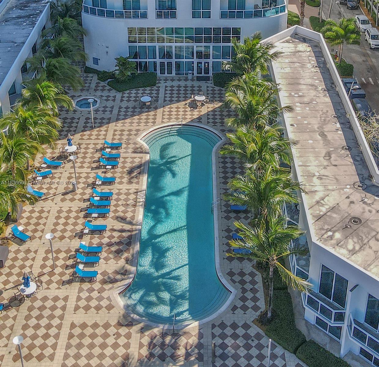 Photo of 1945 Ocean Dr  #2812, Hallandale Beach, Florida, 33009 - 