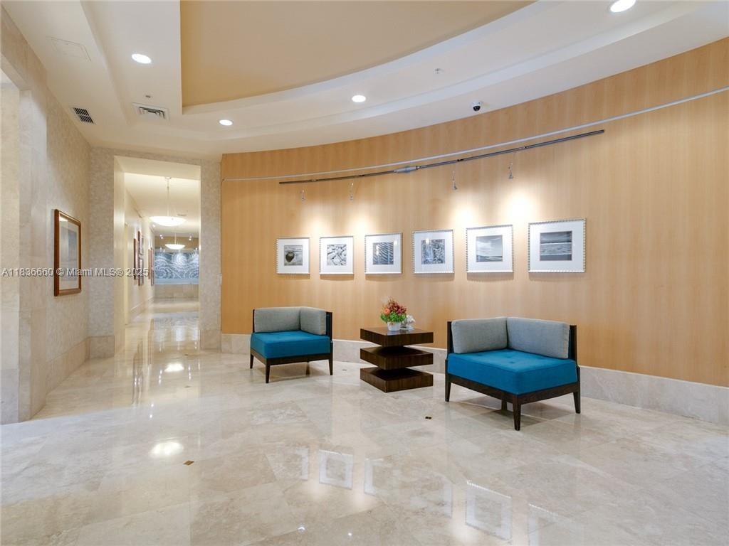 Photo of 1945 Ocean Dr  #2812, Hallandale Beach, Florida, 33009 - 