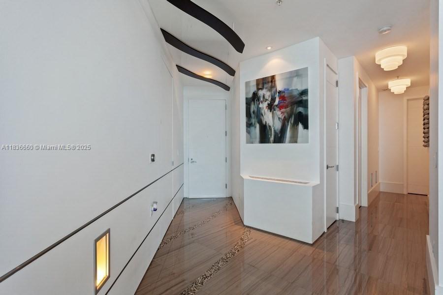 Photo of 1945 Ocean Dr #2812, Hallandale Beach, Florida, 33009 -