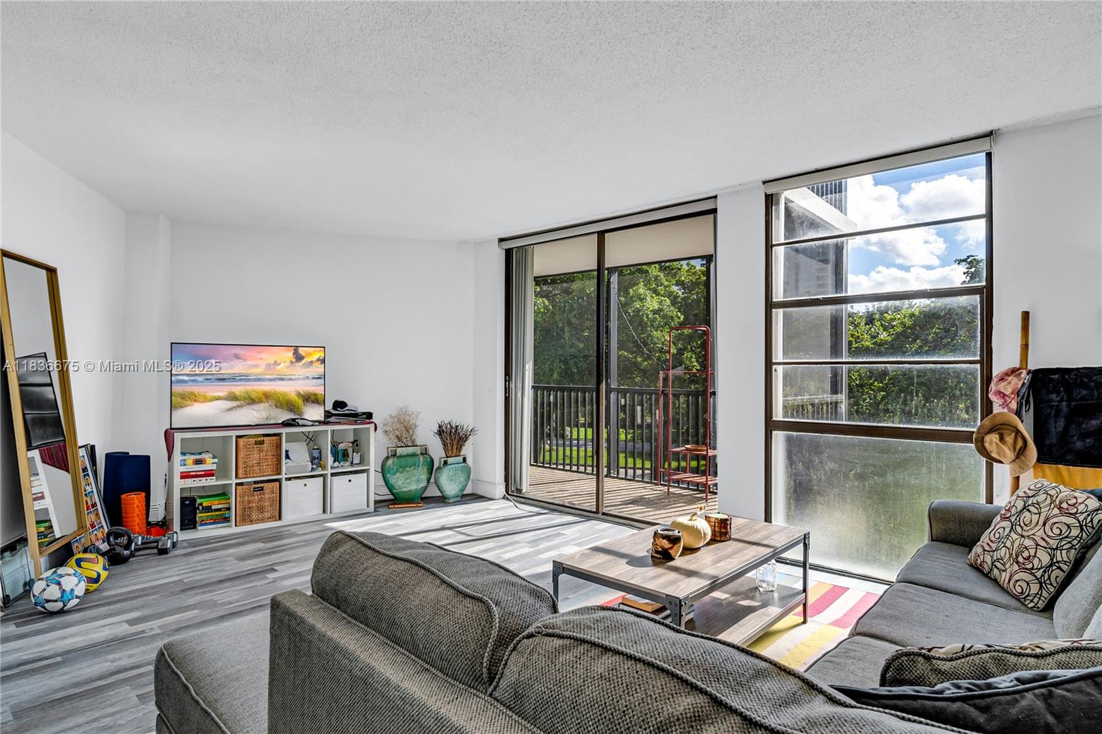 Photo of 3401 Country Club Dr #308, Aventura, Florida, 33180 -