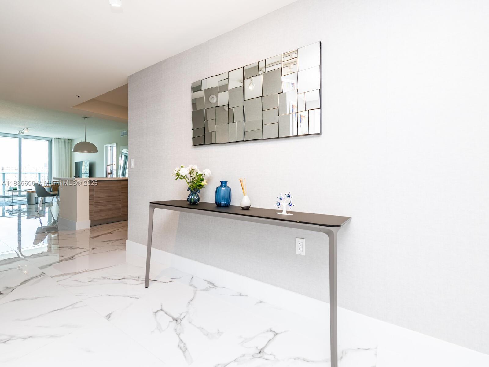 See details 5-1605 2 / 3 1541 sq. ft. $ 2025-07-08 0 Photo