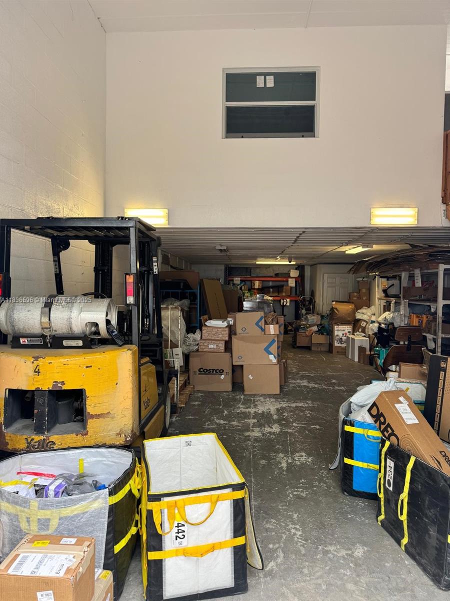 See details 305 / sq. ft. $ 2025-07-08 0 Photo