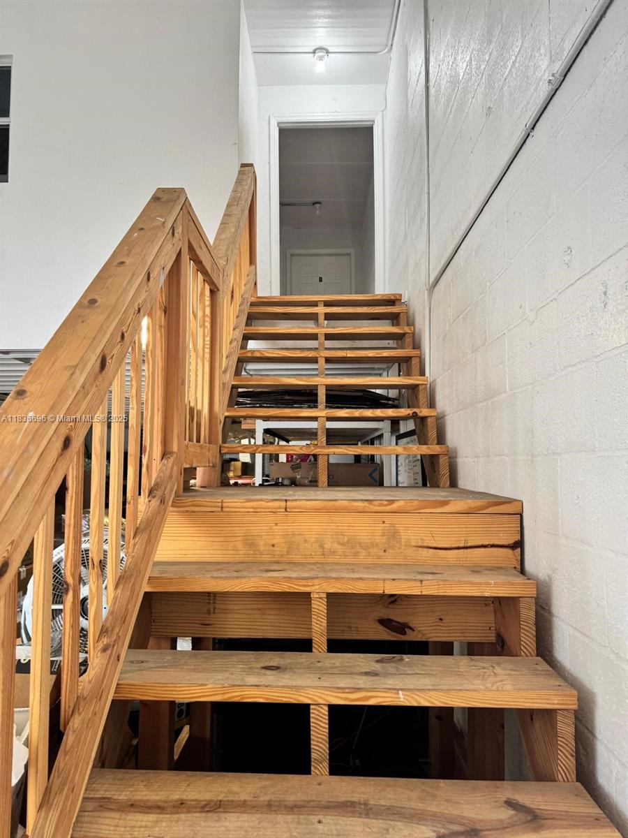 See details 305 / sq. ft. $ 2025-07-08 0 Photo