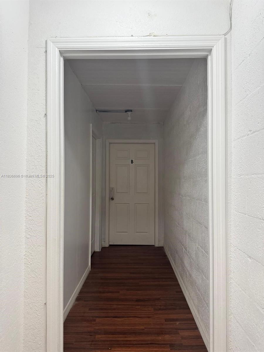 See details 305 / sq. ft. $ 2025-07-08 0 Photo