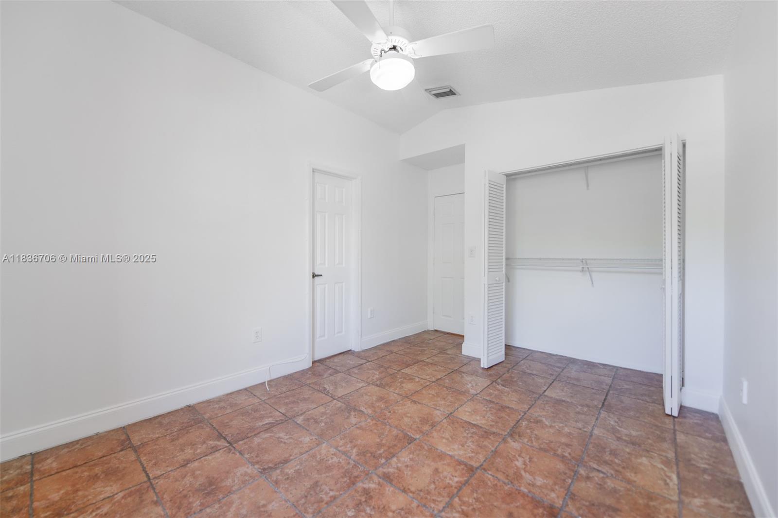 Photo of 1551 Seagrape Way  (1551), Hollywood, Florida, 33019 - 