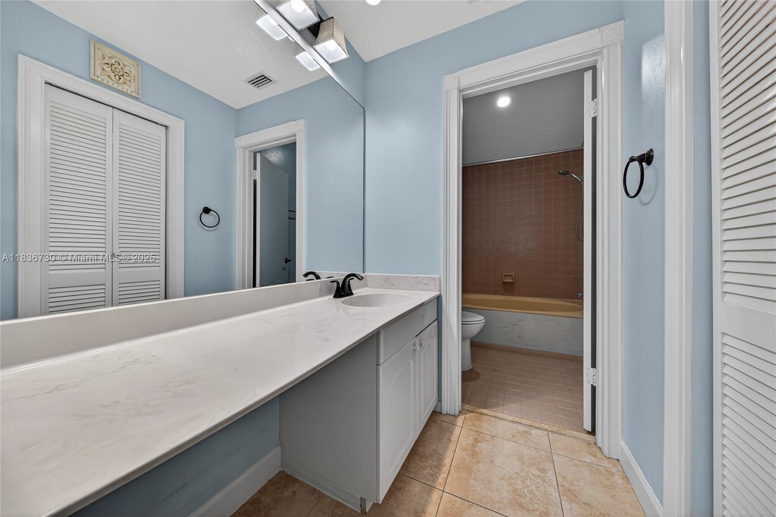 Photo of 21150 Jib Ct  (21150), Aventura, Florida, 33180 - 