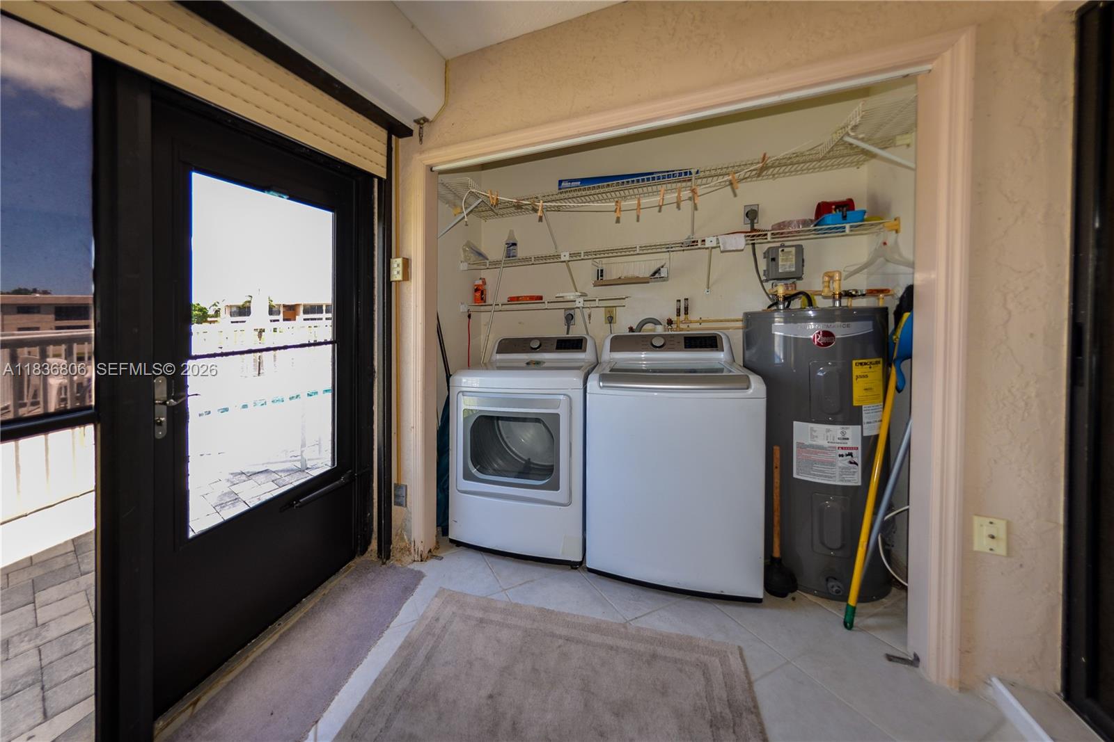Ver detalles 104 3 / 2 1286 sq. ft. $ 2026-04-07 0 foto