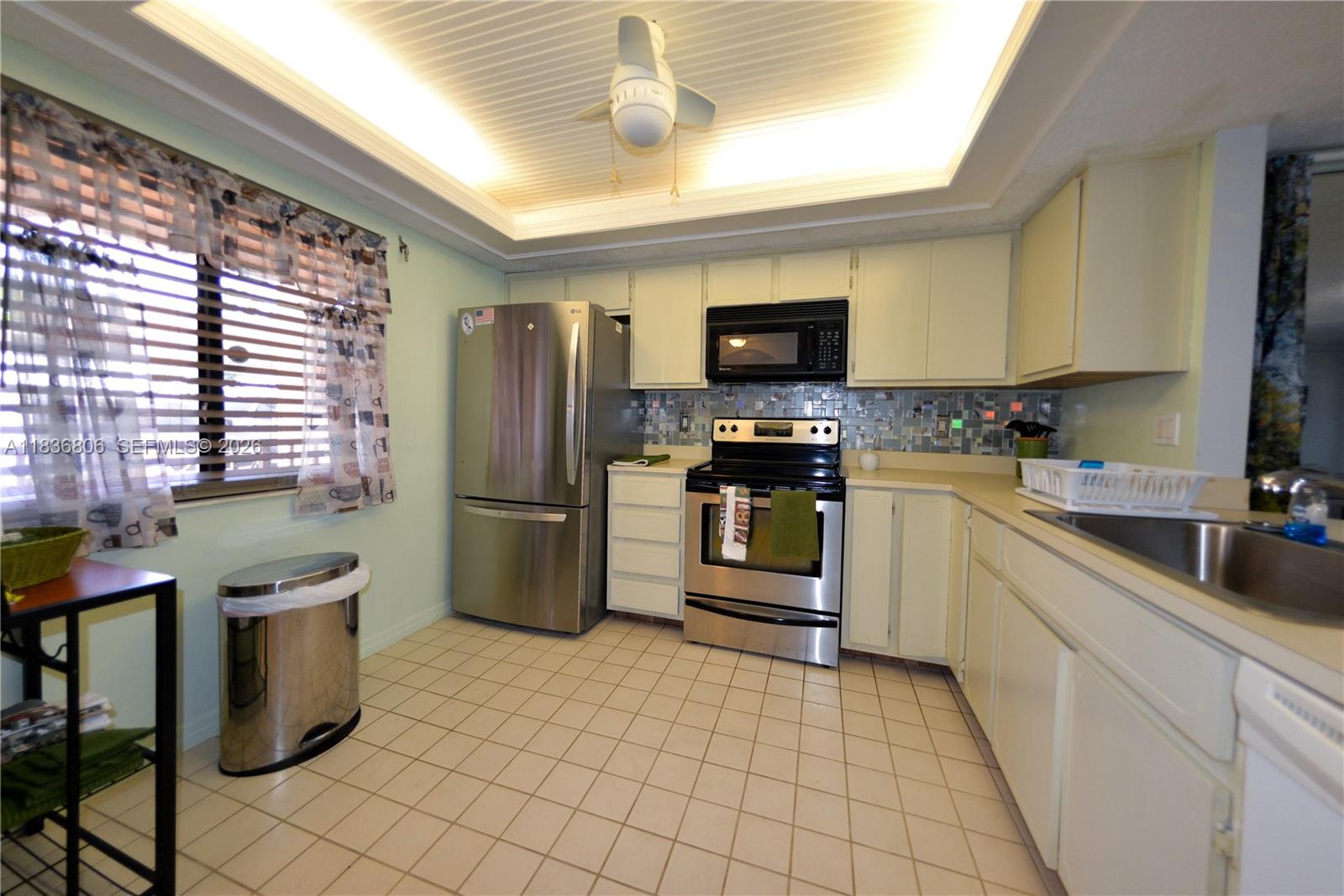 Ver detalles 104 3 / 2 1286 sq. ft. $ 2026-04-07 0 foto