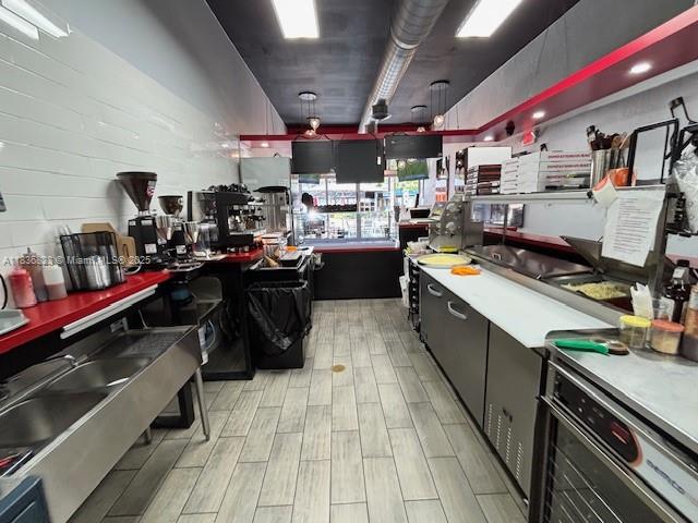 See details / sq. ft. $ 2025-07-25 0 Photo