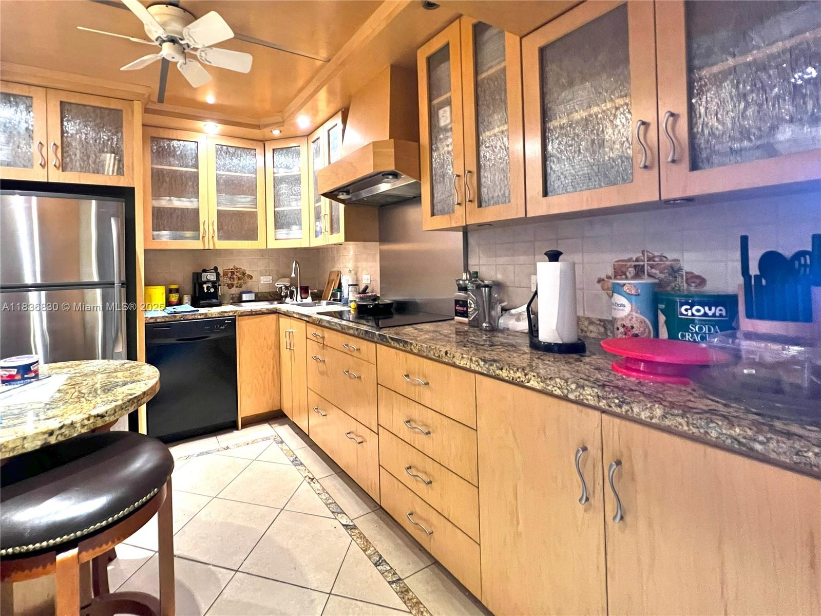 Photo of 2500 Parkview Dr #616, Hallandale Beach, Florida, 33009 -