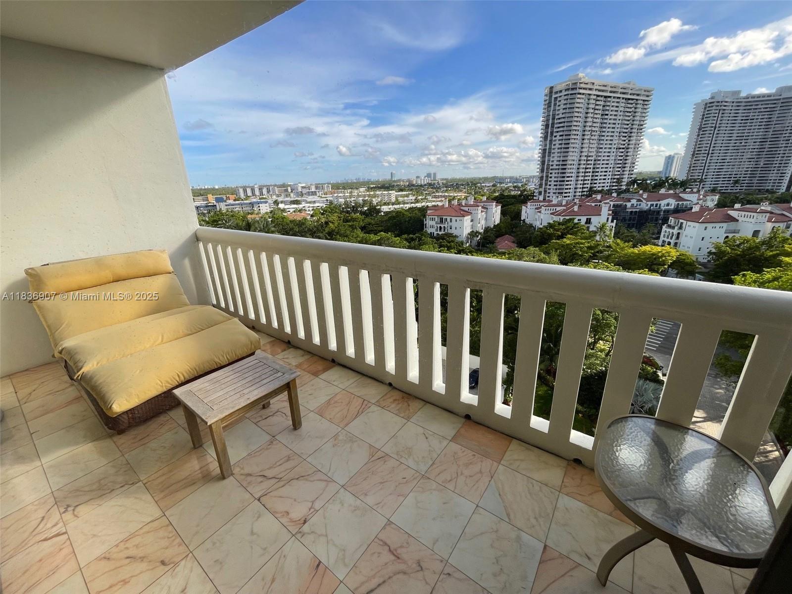 See details 1103 3 / 4 2605 sq. ft. $ 2025-07-09 0 Photo