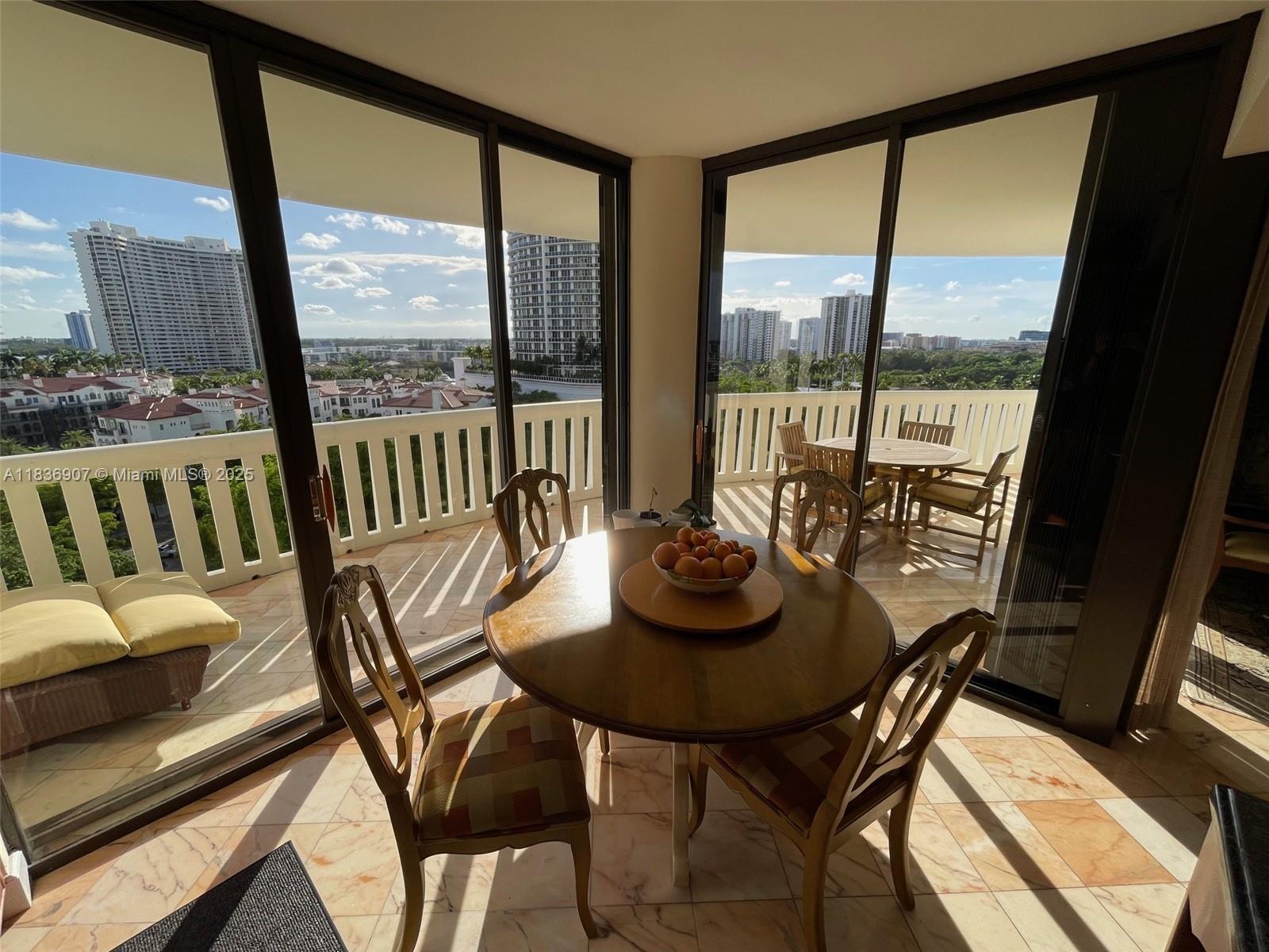 See details 1103 3 / 4 2605 sq. ft. $ 2025-07-09 0 Photo