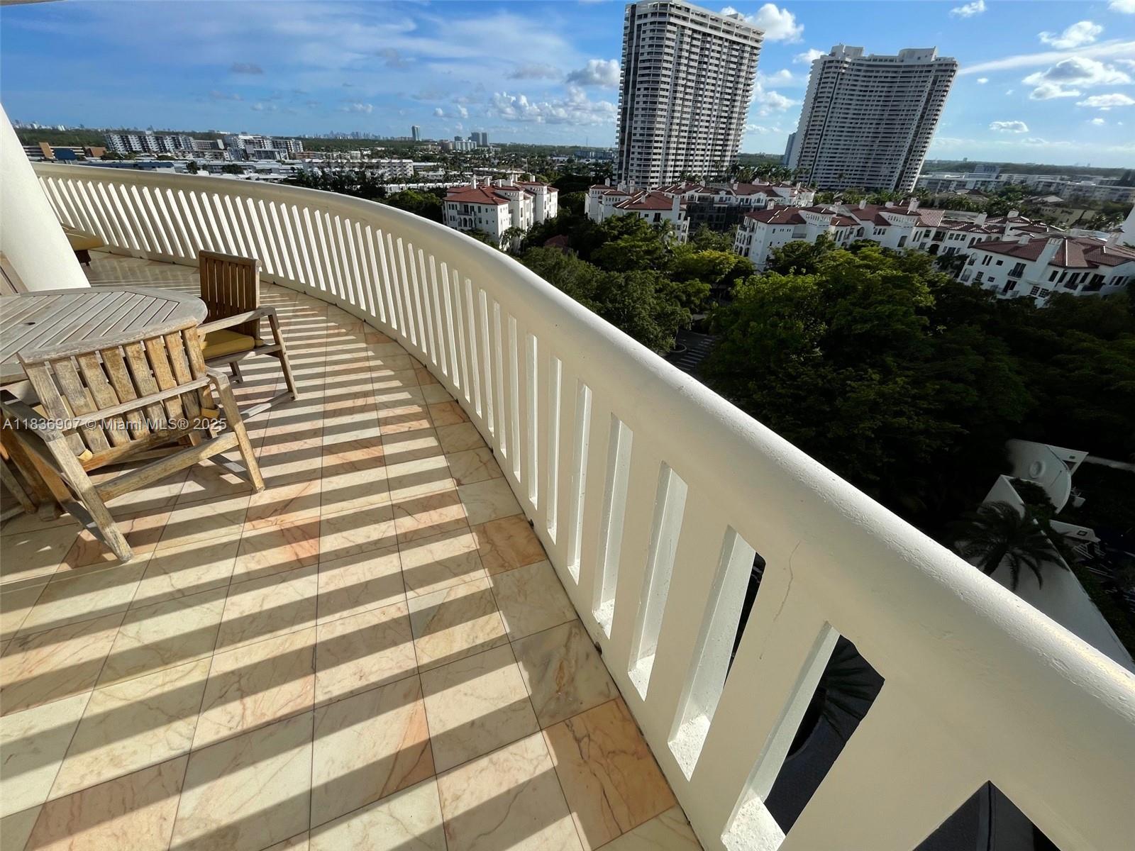 See details 1103 3 / 4 2605 sq. ft. $ 2025-07-09 0 Photo