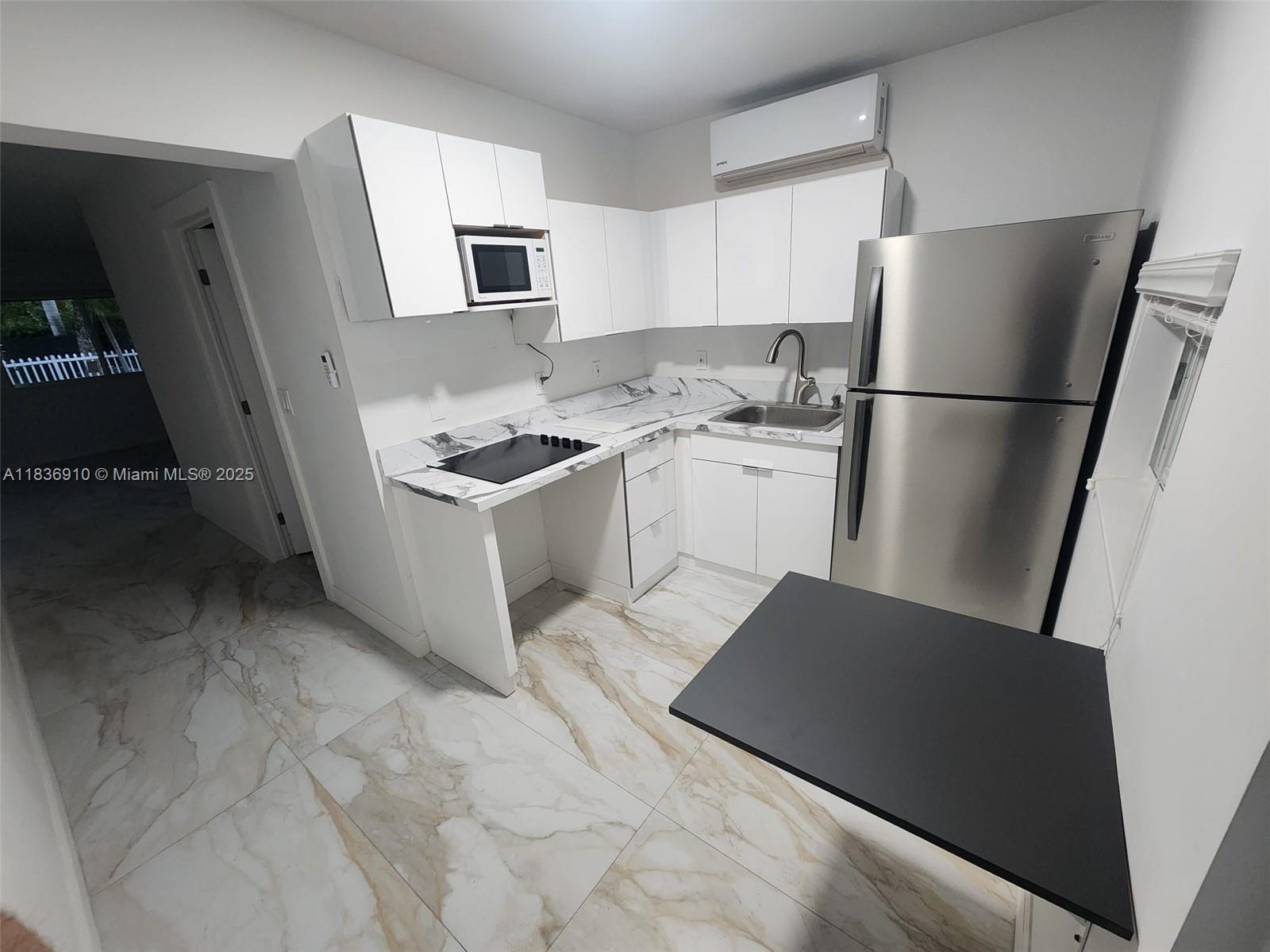 See details 495 4 / 2 1605 sq. ft. $ 2025-09-03 0 Photo