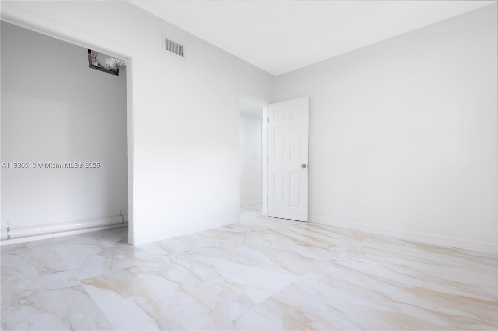 See details 495 4 / 2 1605 sq. ft. $ 2025-09-03 0 Photo