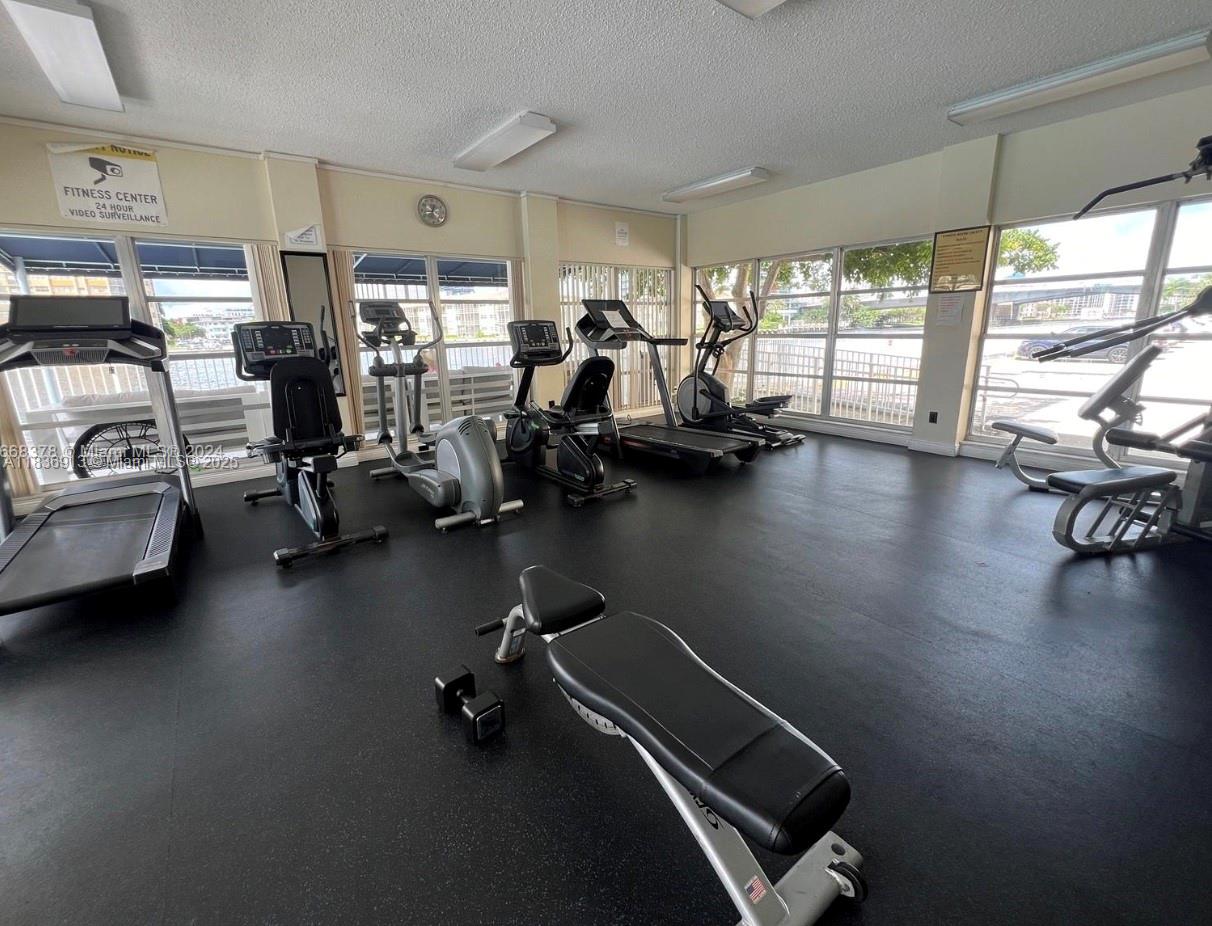Photo of 1833 OCEAN DR  #1707, Hallandale Beach, Florida, 33009 - 