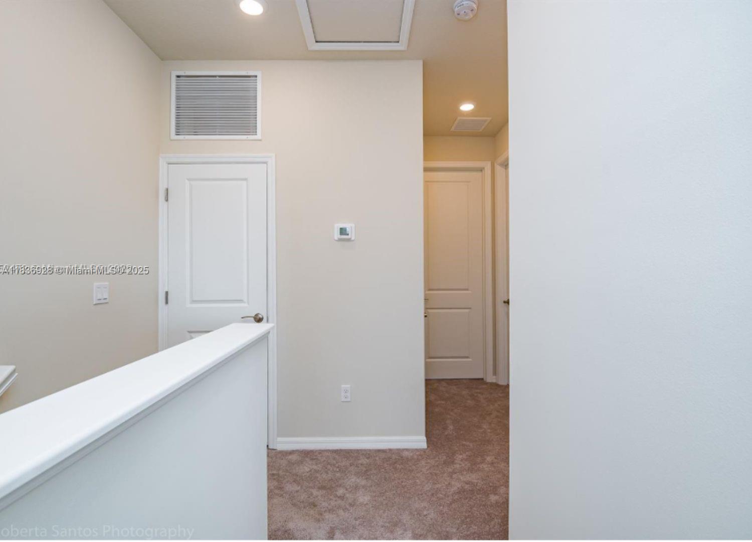 Ver detalles 3932 3 / 3 1673 sq. ft. $ 2025-08-01 0 foto