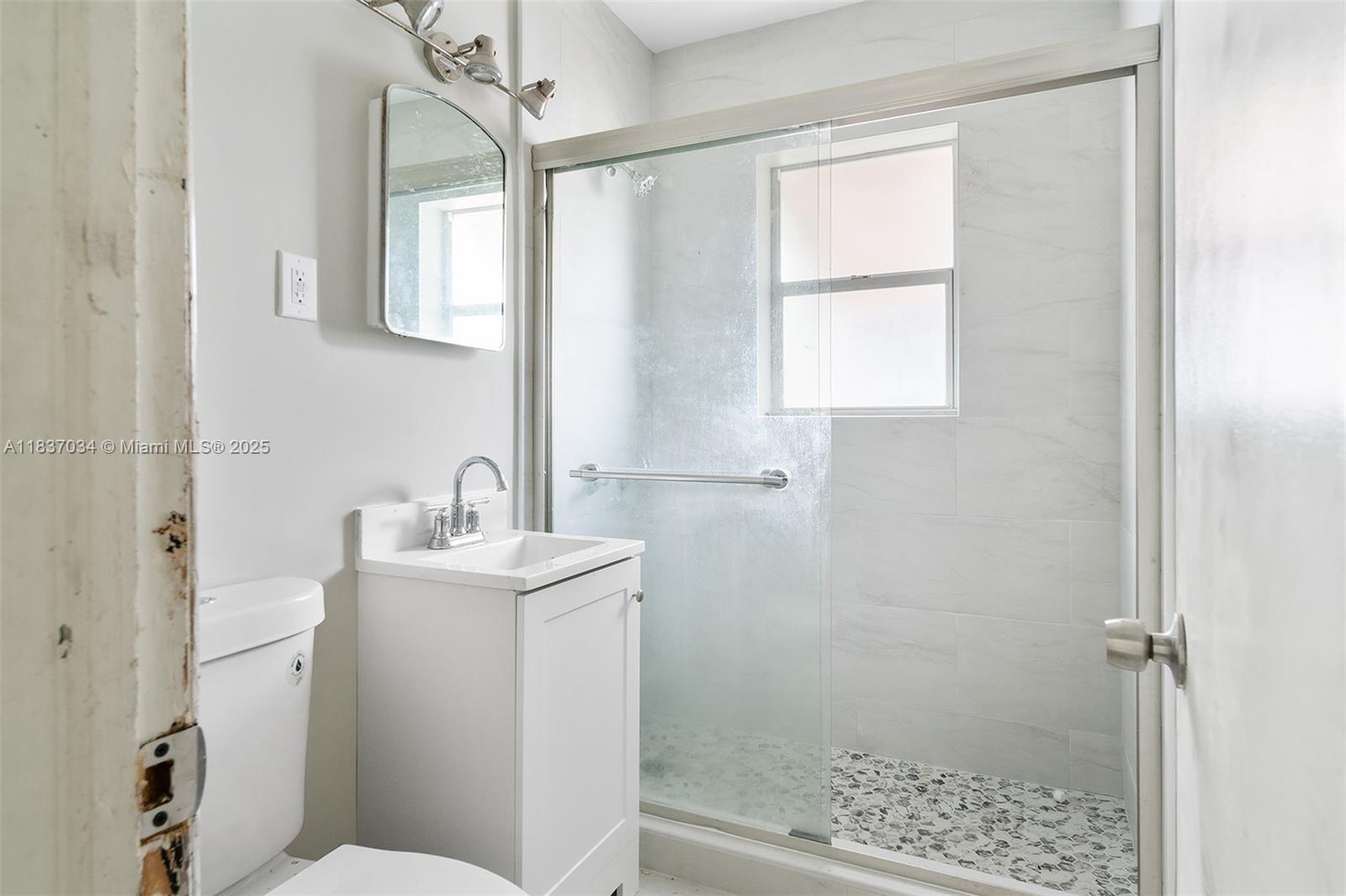 See details / 1644 sq. ft. $ 2025-07-09 0 Photo