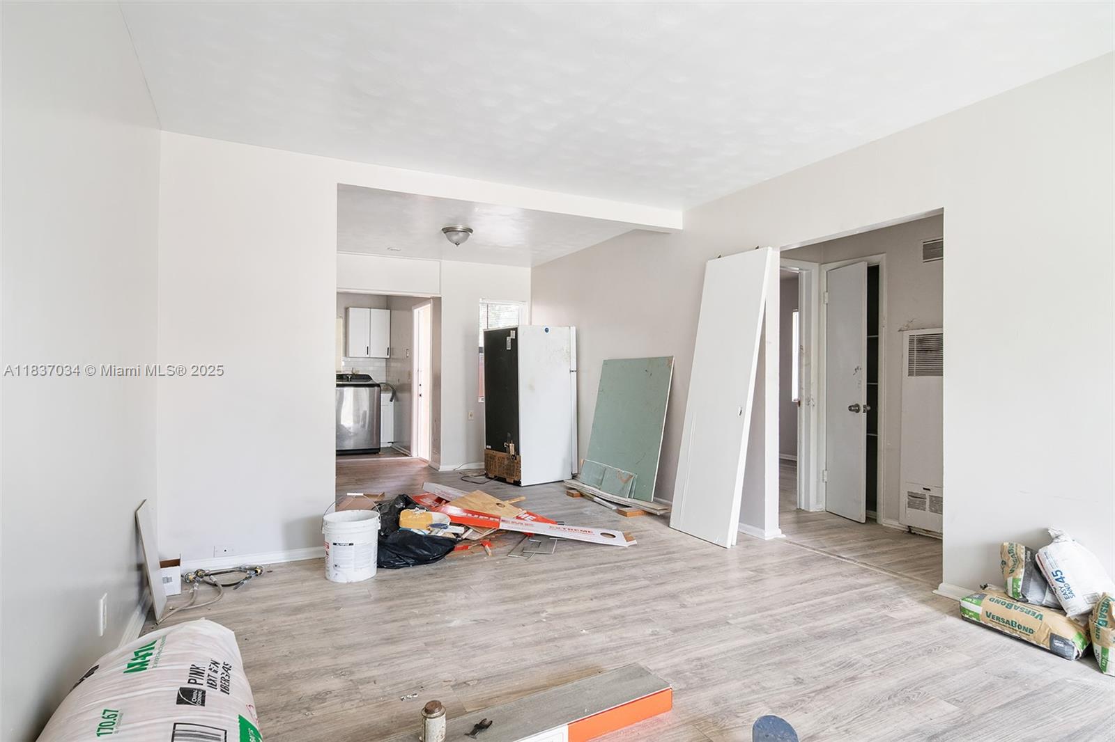 See details / 1644 sq. ft. $ 2025-07-09 0 Photo