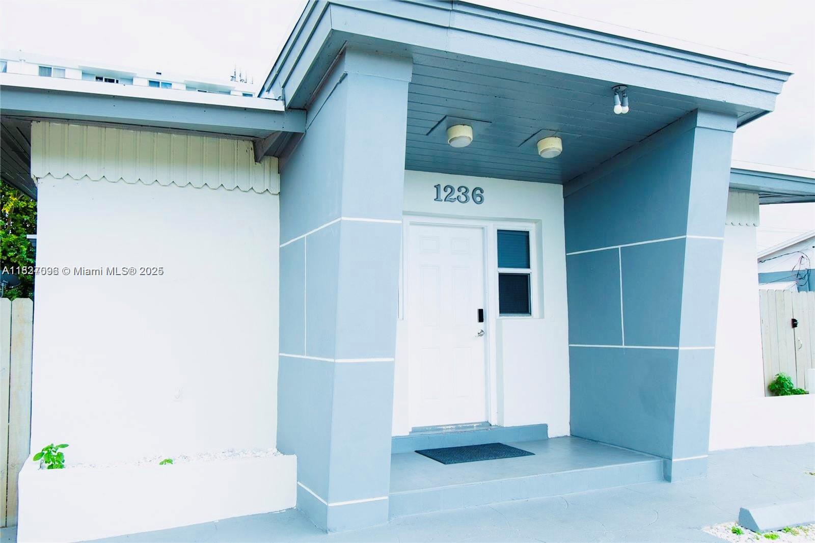 See details / 1950 sq. ft. $ 2025-07-09 0 Photo