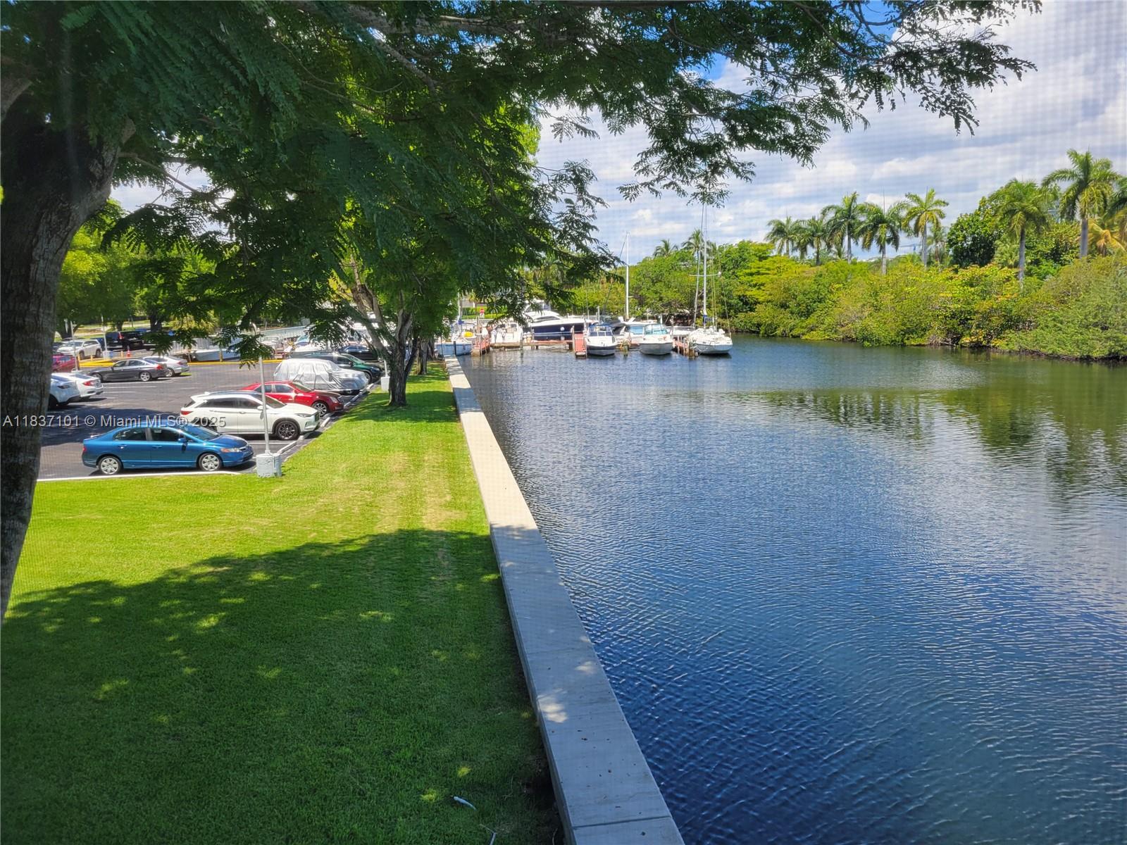 Photo of 3401 Country Club Dr #EI-202, Aventura, Florida, 33180 -