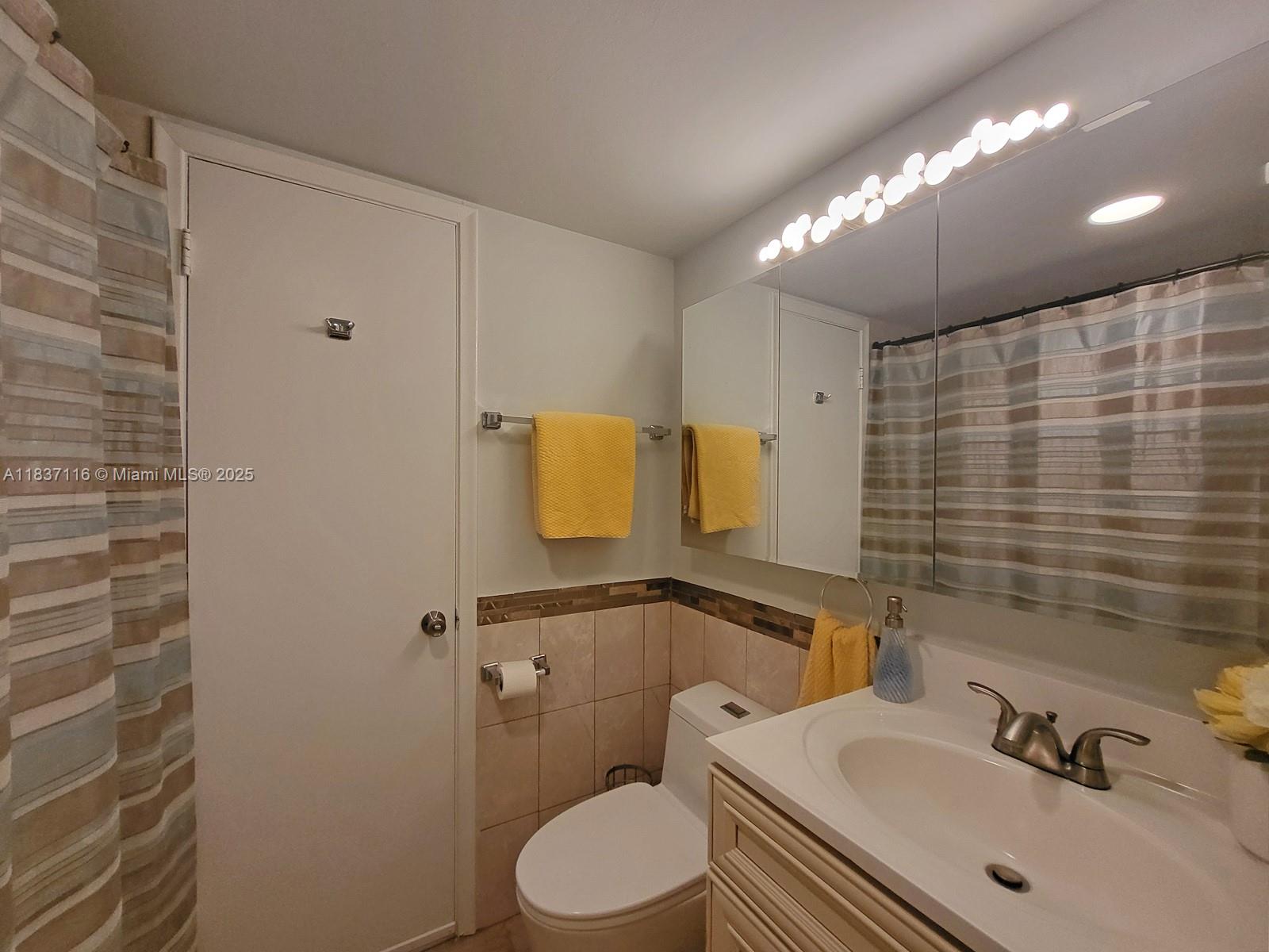 Photo of 1825 Ocean Dr  #206, Hallandale Beach, Florida, 33009 - 
