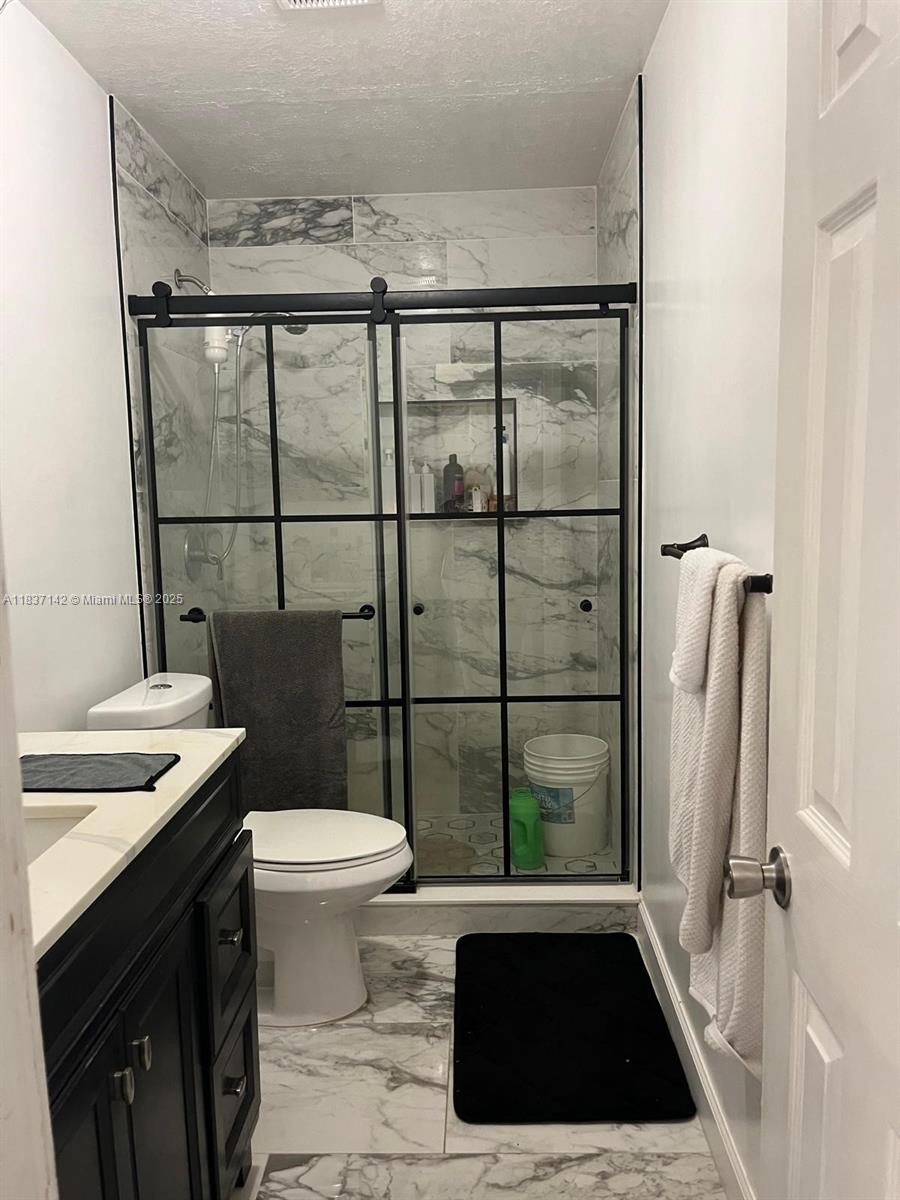 See details / 2230 sq. ft. $ 2025-07-09 0 Photo