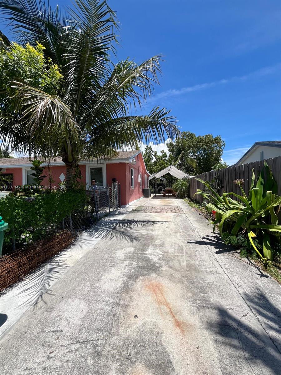 See details / 2230 sq. ft. $ 2025-07-09 0 Photo