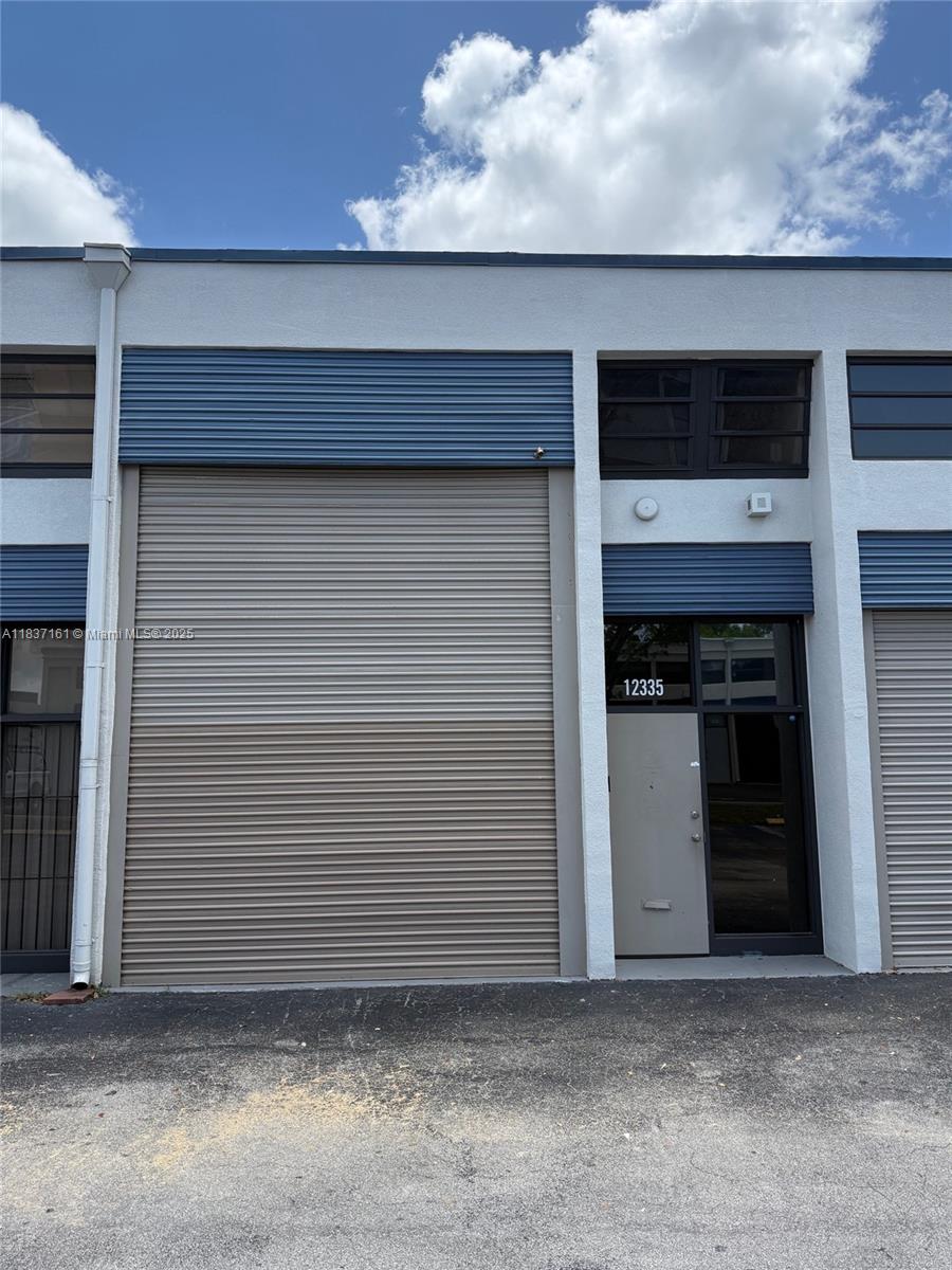 See details 4-1 / sq. ft. $ 2025-07-09 0 Photo