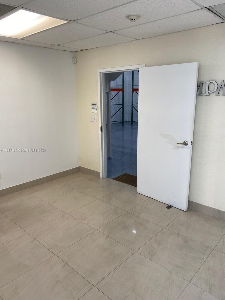 See details 4 / sq. ft. $ 2025-07-09 0 Photo