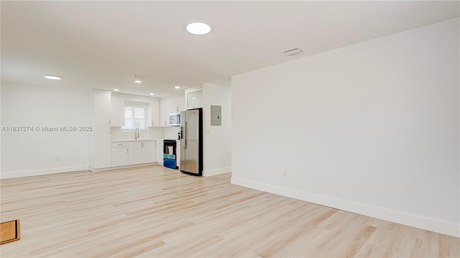 See details / 1798 sq. ft. $ 2025-07-09 0 Photo