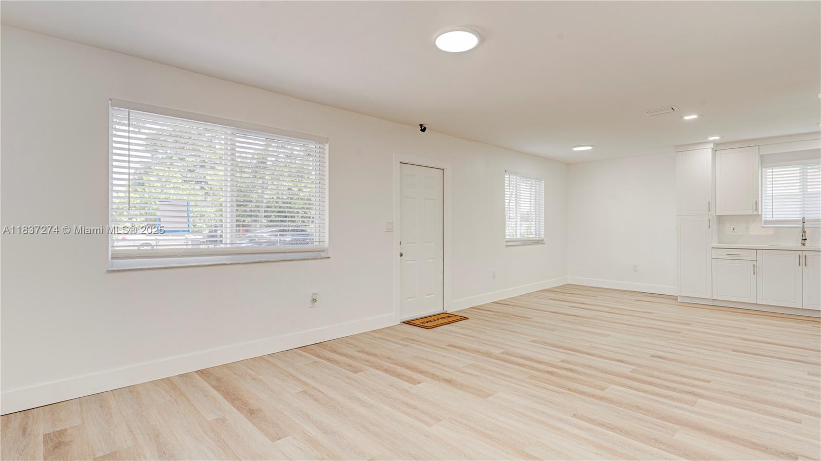 See details / 1798 sq. ft. $ 2025-07-09 0 Photo