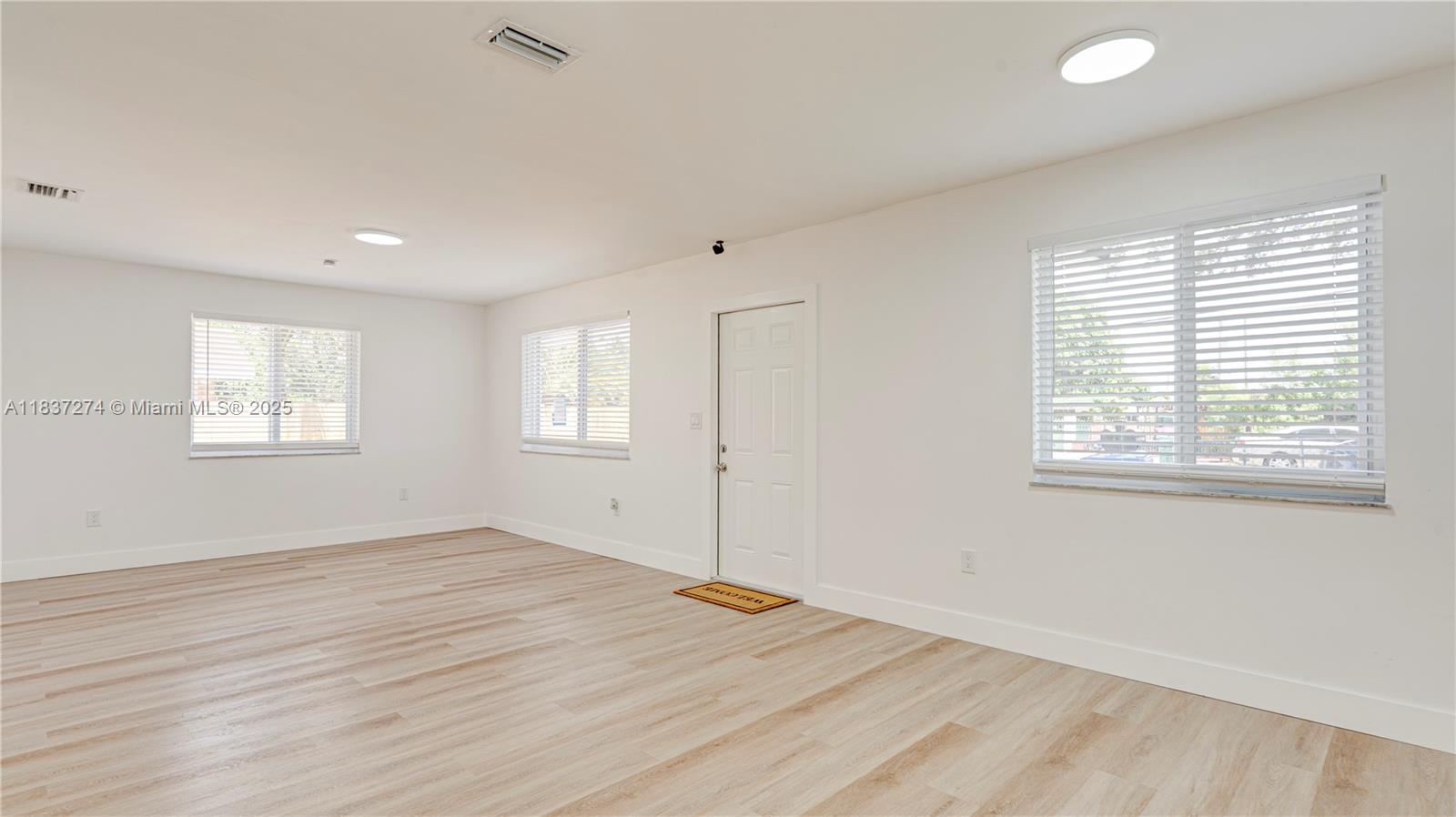 See details / 1798 sq. ft. $ 2025-07-09 0 Photo