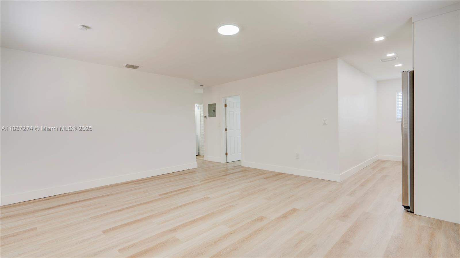 See details / 1798 sq. ft. $ 2025-07-09 0 Photo