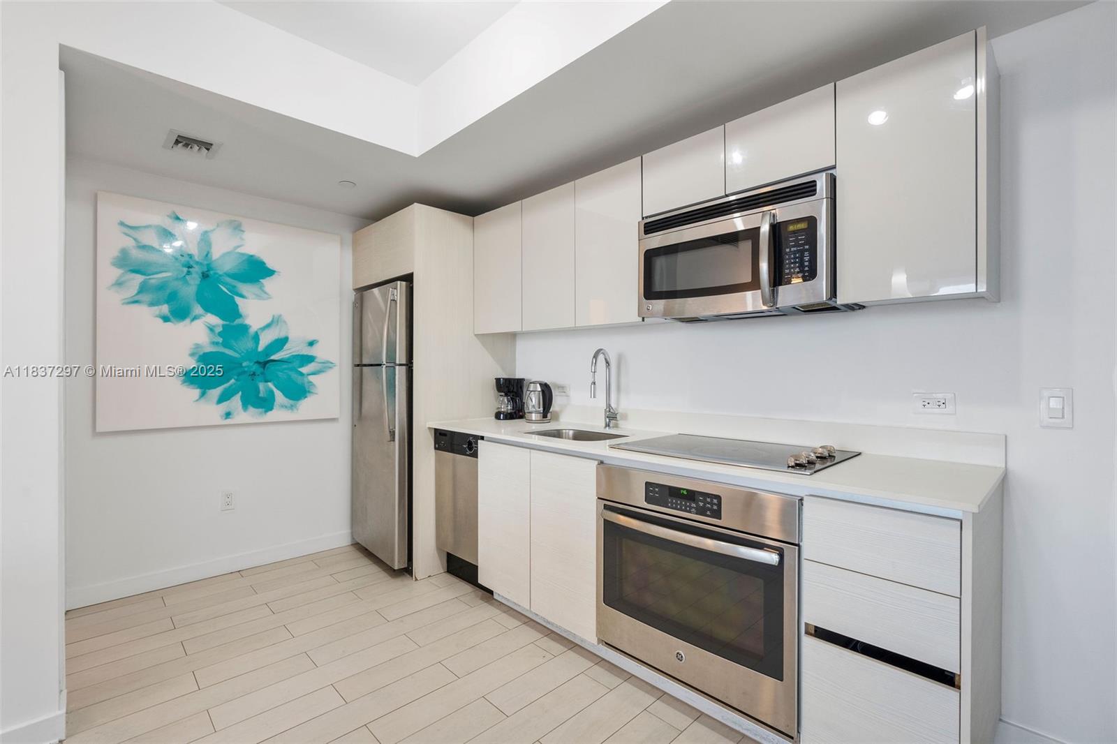Photo of 2602 Hallandale Beach Blvd  #R1105, Hallandale Beach, Florida, 33009 - 