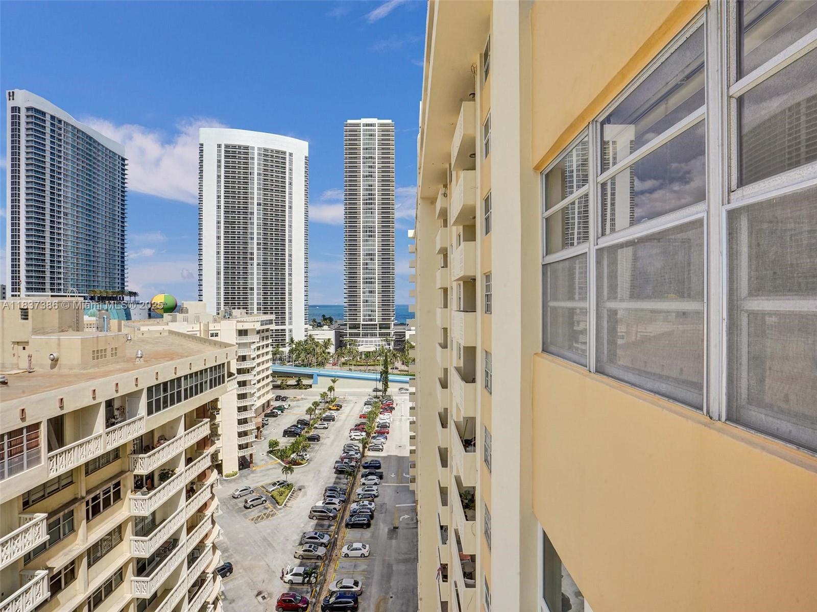 Photo of 1833 Ocean Dr  #1511, Hallandale Beach, Florida, 33009 - 