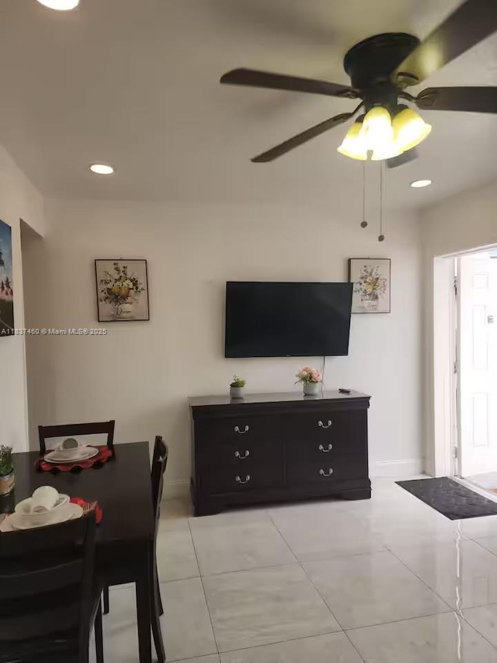 See details / sq. ft. $ 2025-07-24 0 Photo