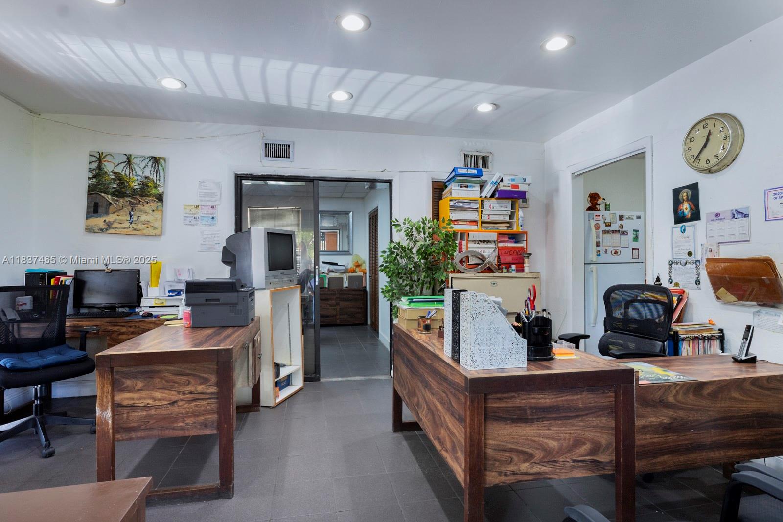  /  5033 sq. ft. $ 2025-07-09 0 Photo