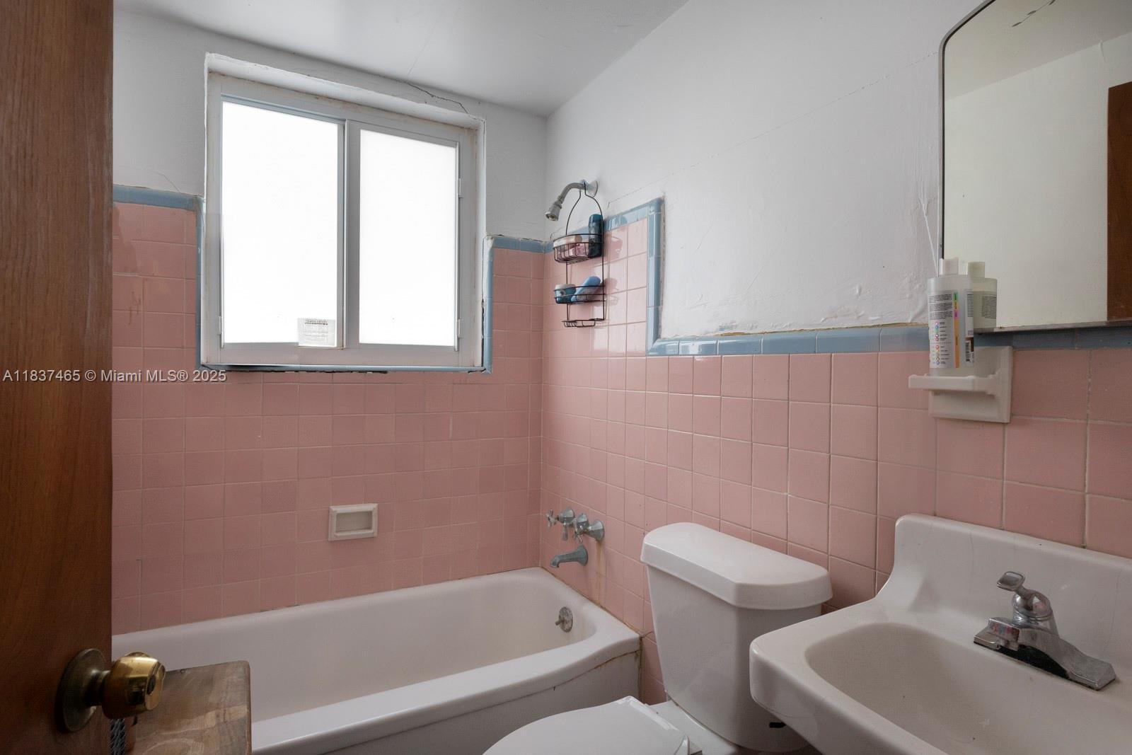   /  5033 sq. ft. $ 2025-07-09 0 Photo