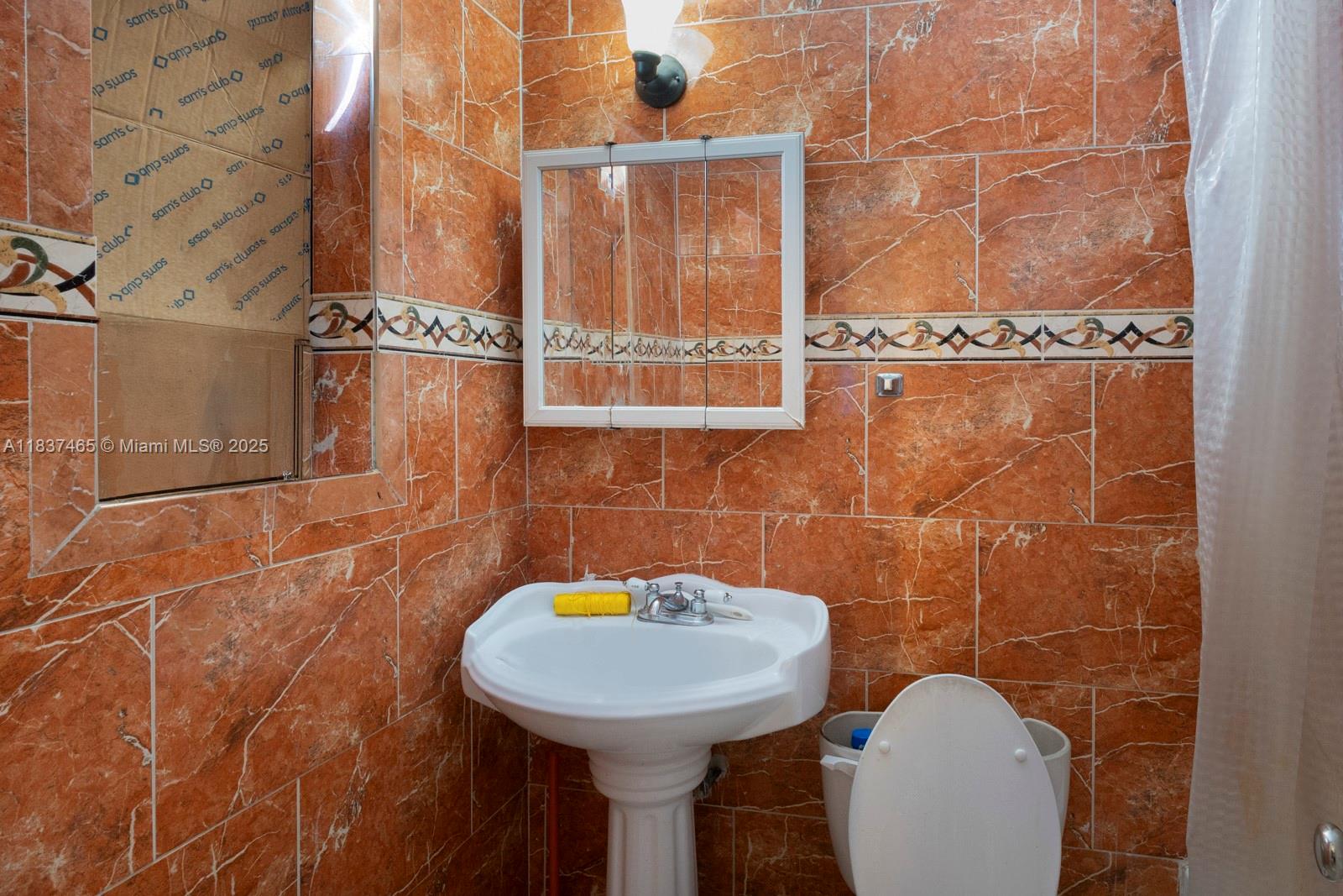   /  5033 sq. ft. $ 2025-07-09 0 Photo