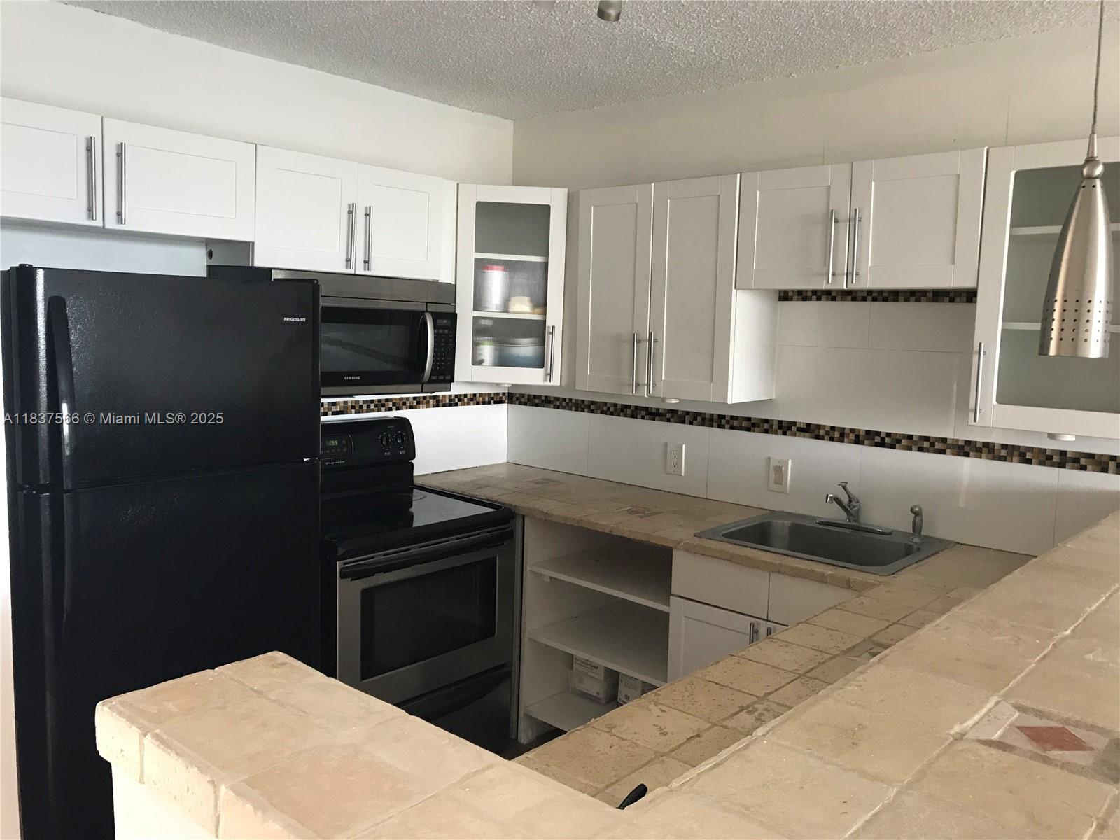 Photo of 3475 Country Club Dr #516, Aventura, Florida, 33180 -