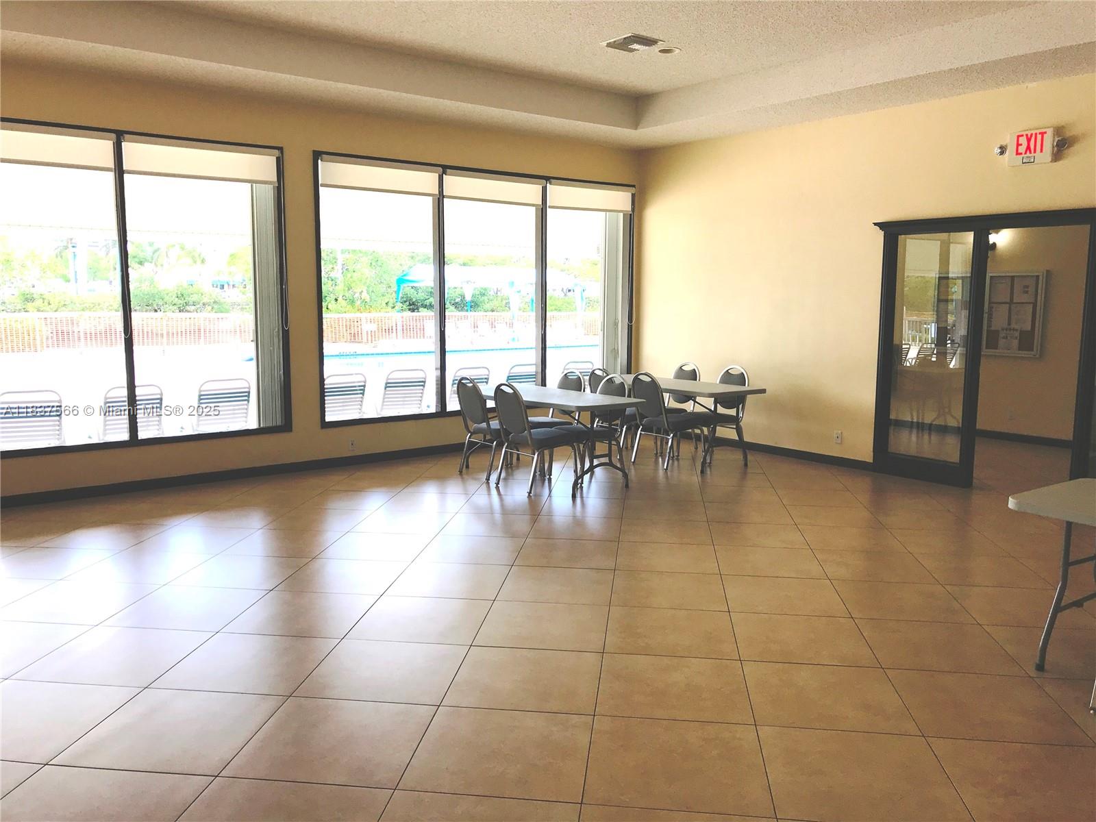 Photo of 3475 Country Club Dr  #516, Aventura, Florida, 33180 - 