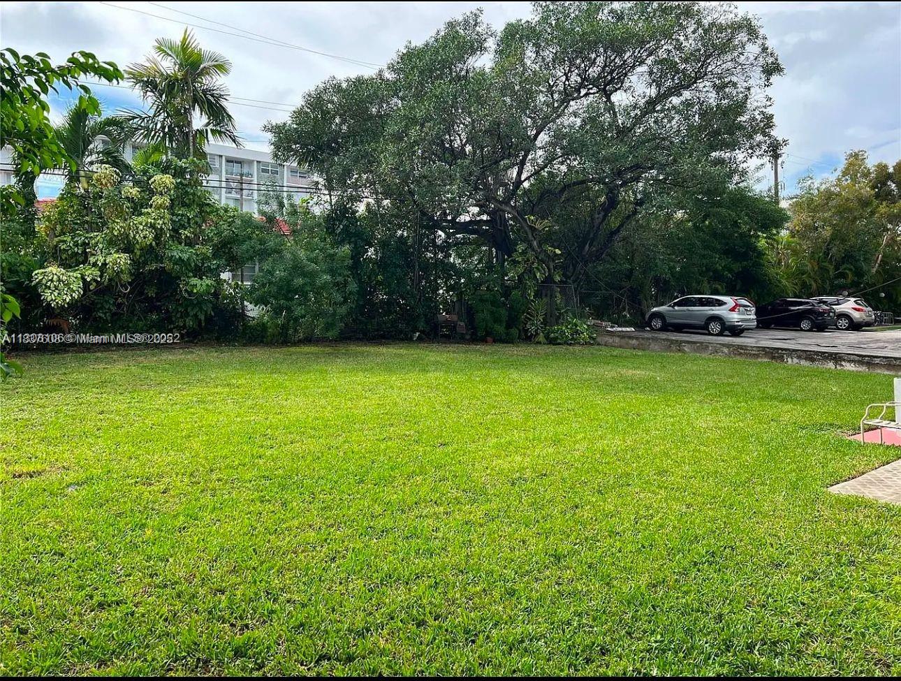 See details / 4878 sq. ft. $ 2025-07-10 0 Photo